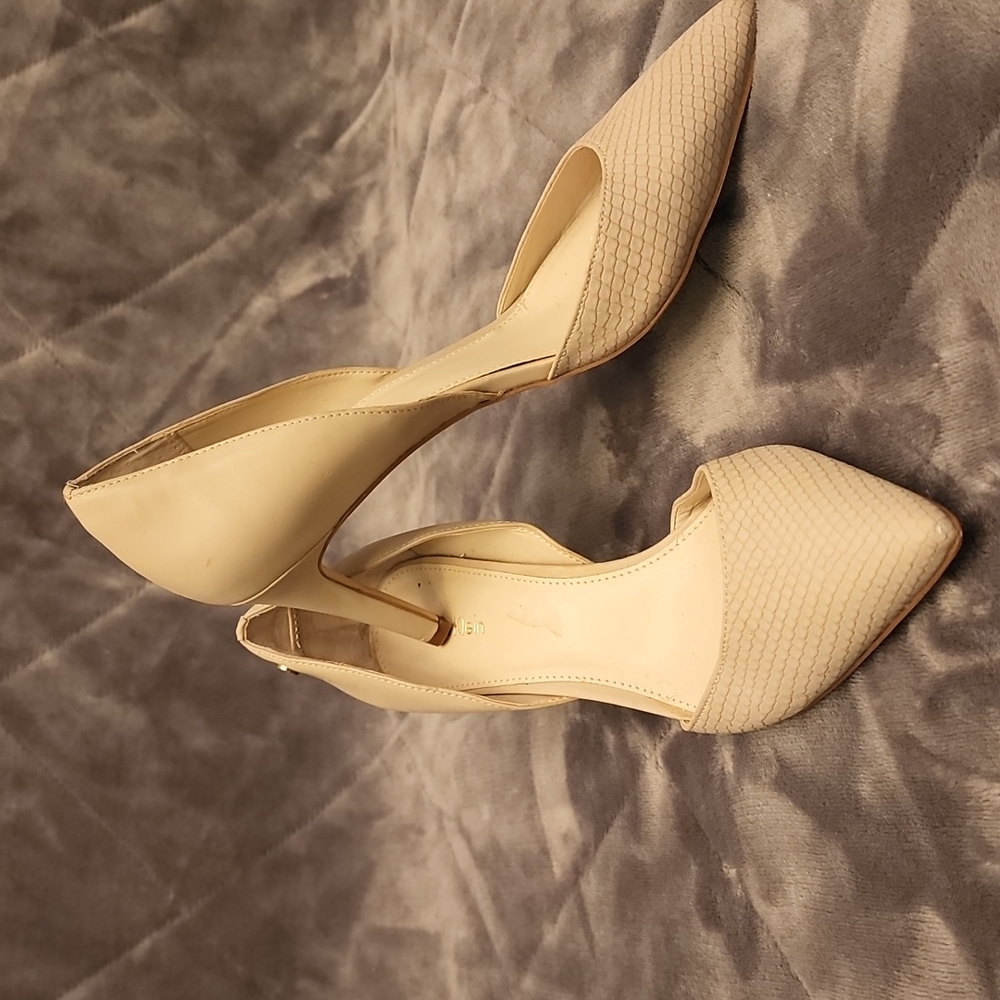 Calvin Klein  pumps